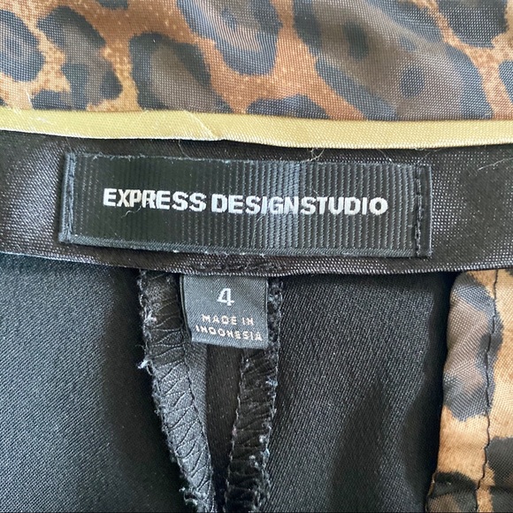 Express Black shorts - Picture 3 of 5